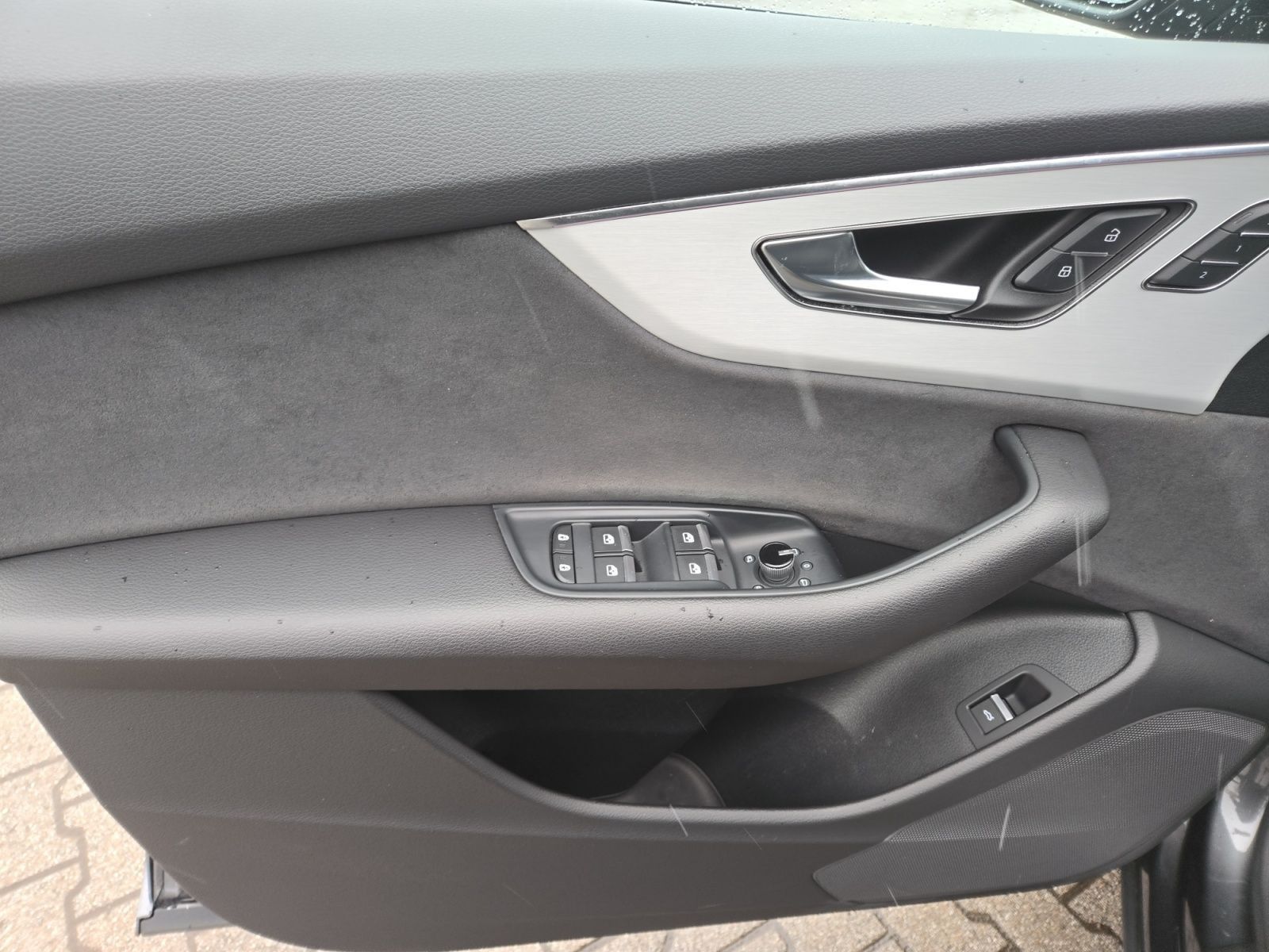 Audi Q8 50 TDI S LINE/LEDER/MATRIX/360°VIEW/STHZG./AH