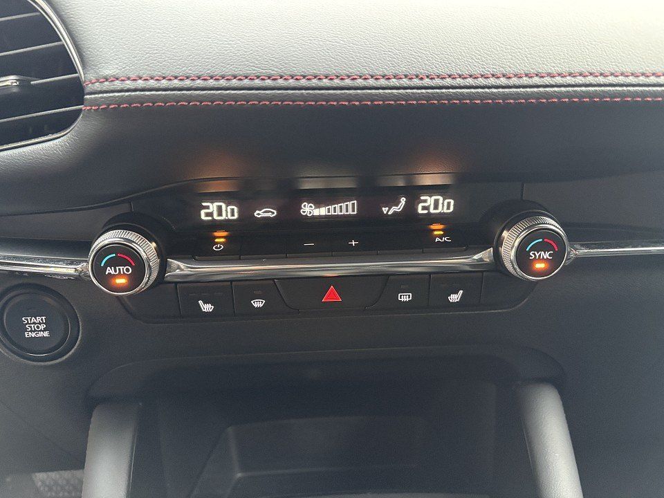 Mazda 3 SKYACTIV-G2.0 M Hybrid HOMURA, AUTOMATIK, R.Ka