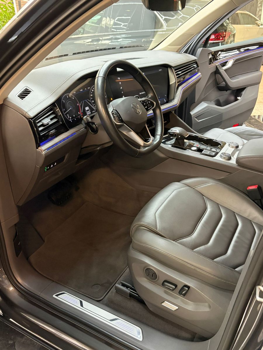 Volkswagen Touareg Atmosphere 4Motion virtual Memory AHK