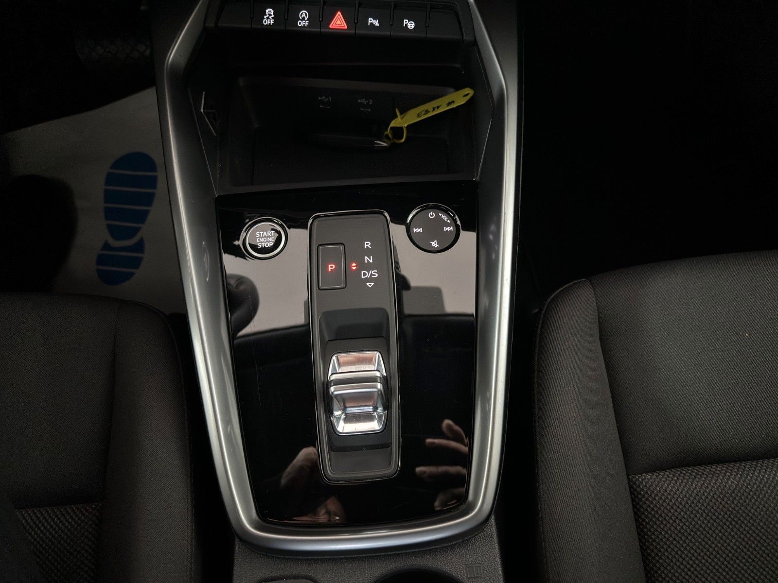 Audi A3 Sportback 30 TFSI S Tronic*VIRTUAL*LED*NAVI*S