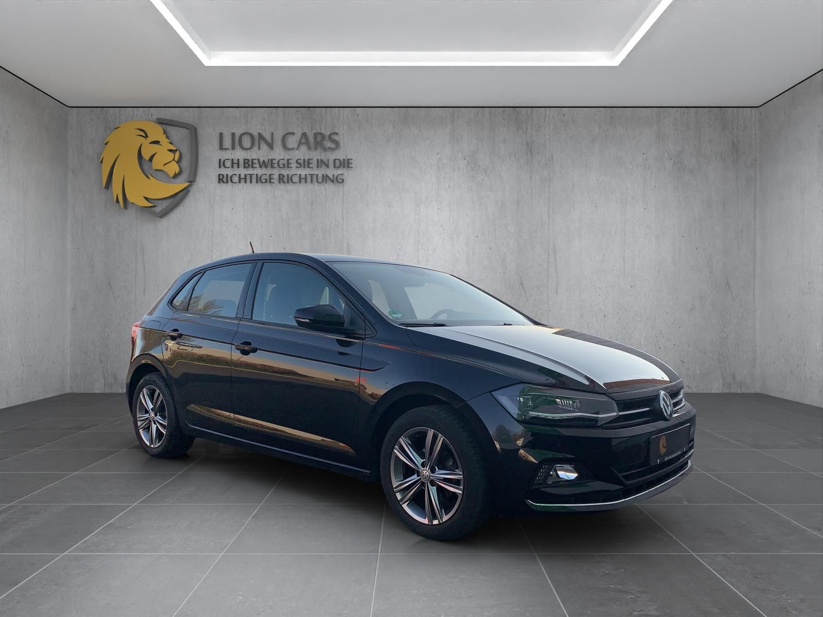 Volkswagen Polo VI HIGHLINE - Samsaru's Car Outlet
