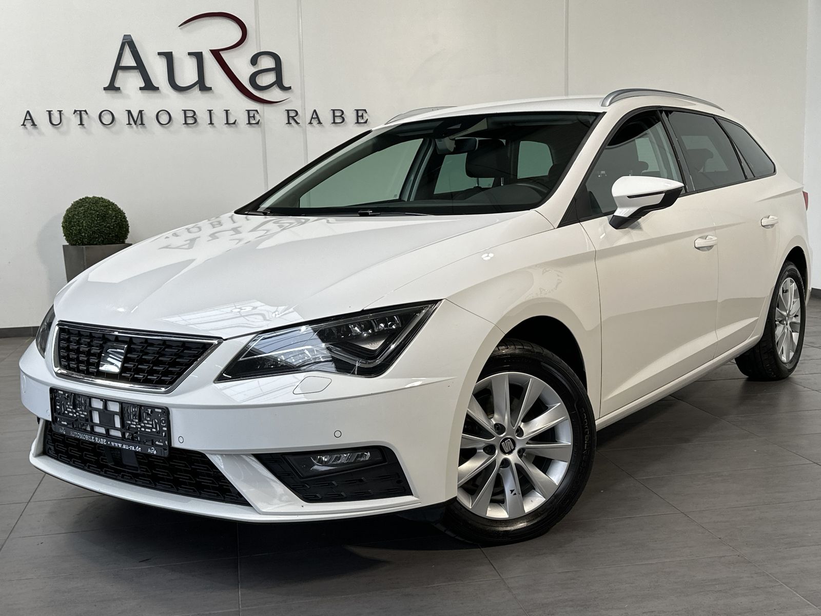 Seat Leon SpB 2.0 TDI DSG Style - Samsaru's Car Outlet