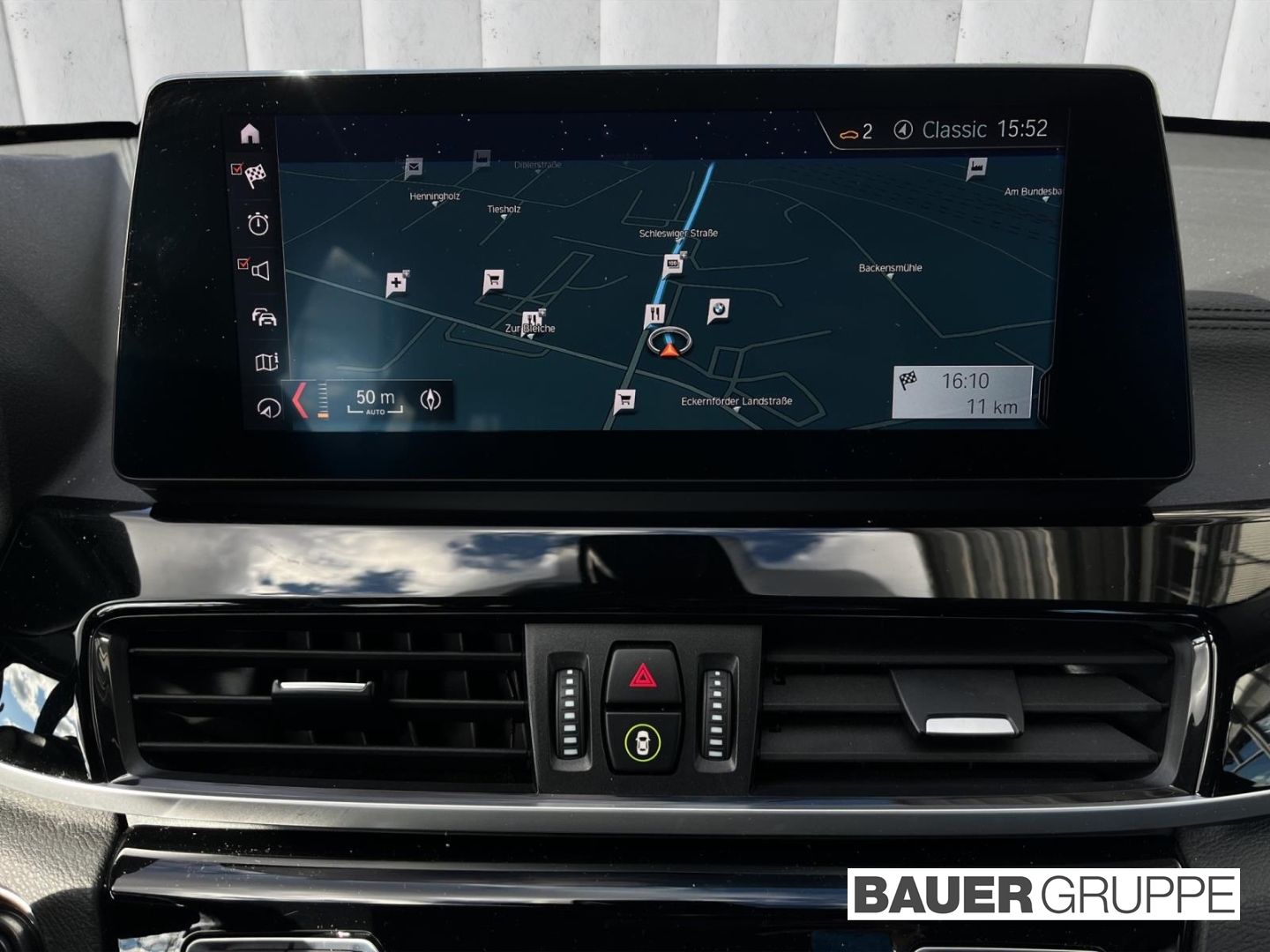 BMW X1 xDrive 20 d Sport Line - Samsaru's Car Outlet
