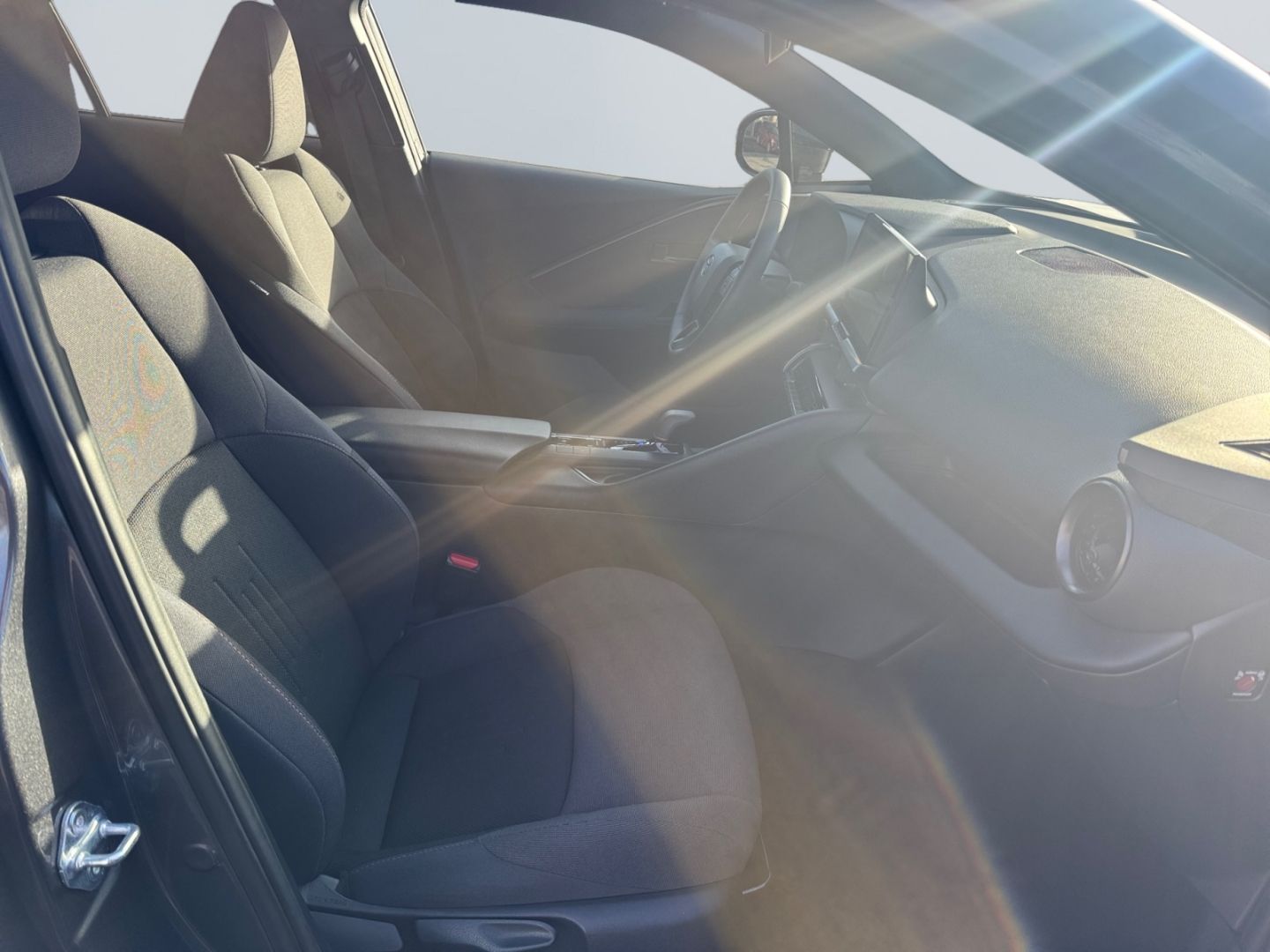 Toyota C-HR 1.8 Hybrid Team D *LED*Kamera*PDC*SHZ*ACC*