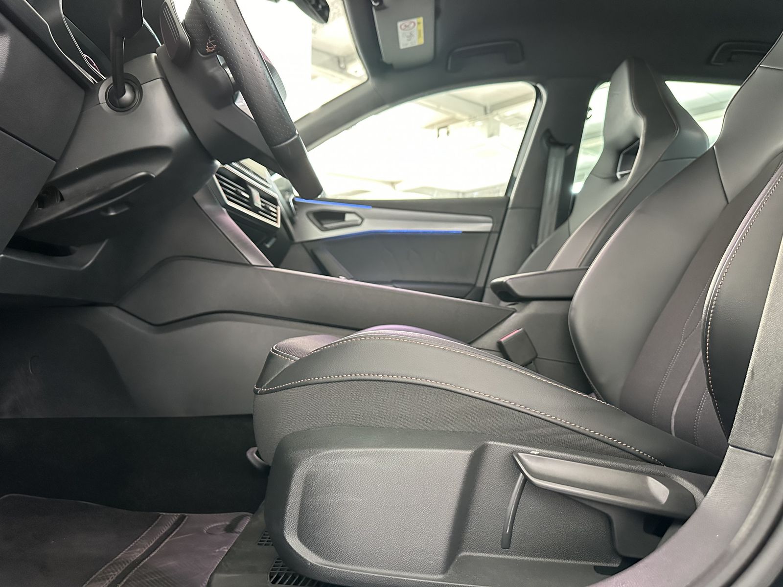 Cupra Leon VZ 2.0 TSI - Samsaru's Car Outlet