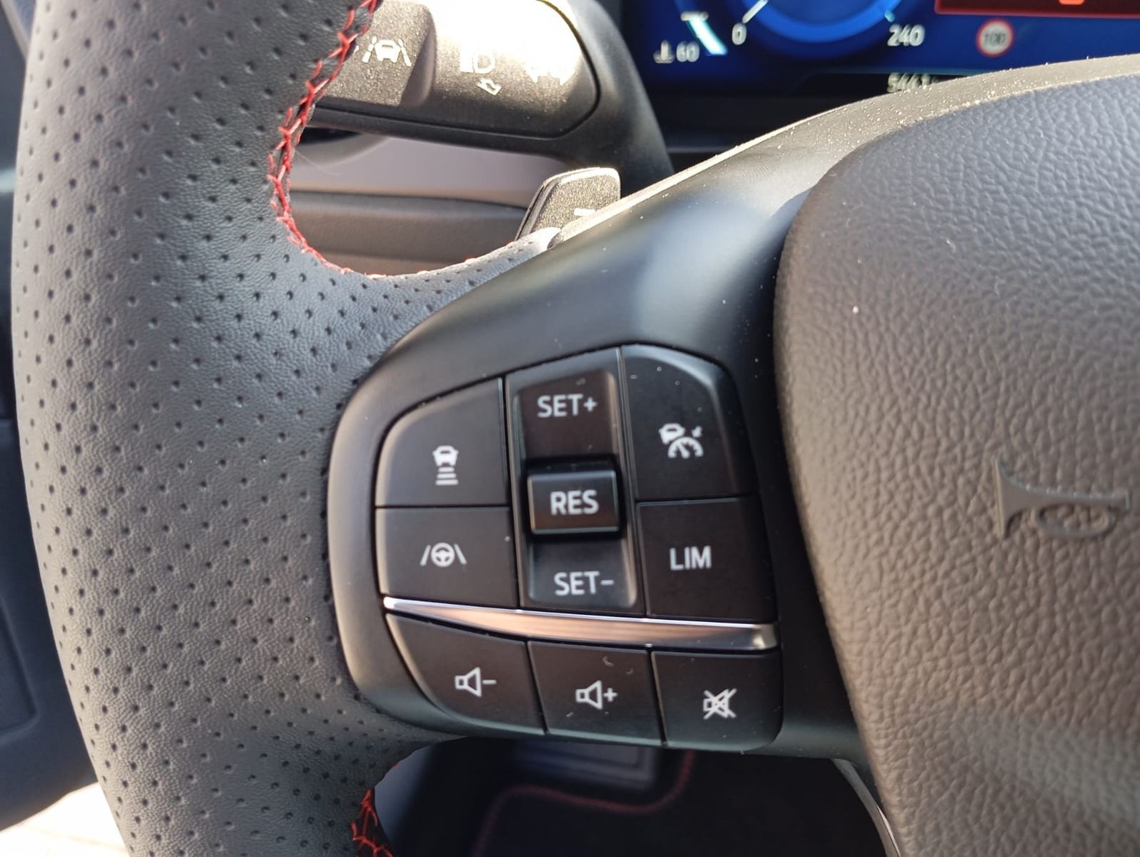 Ford Focus Turnier ST-Line X*Automatik*