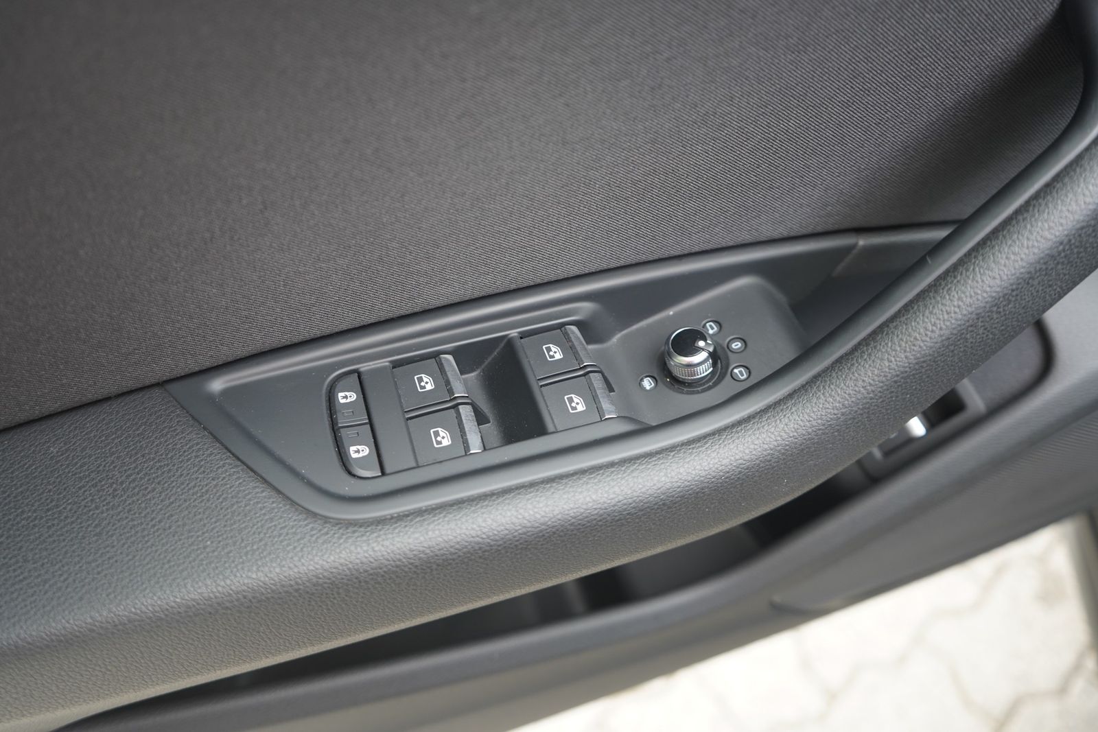 Audi A4 2.0 TDI Avant - Samsaru's Car Outlet