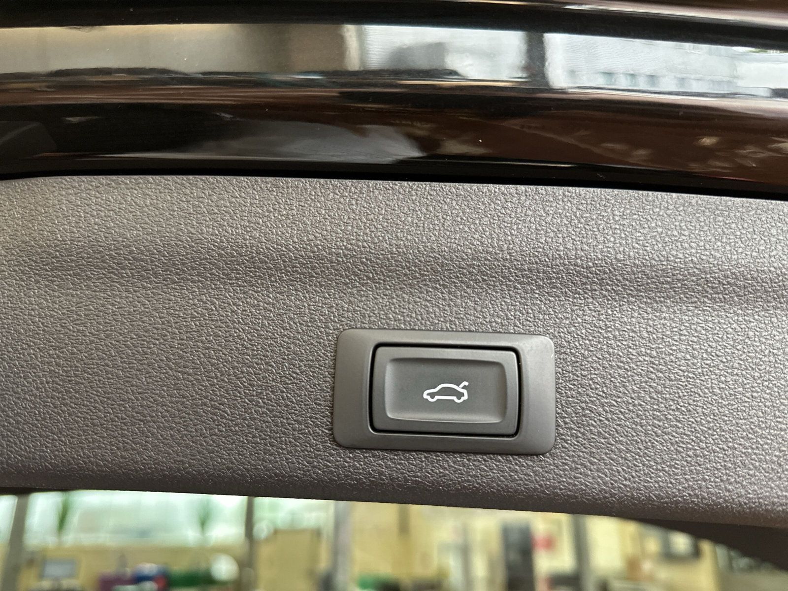 Audi A6 Avant 40 TDI Sport - Samsaru's Car Outlet