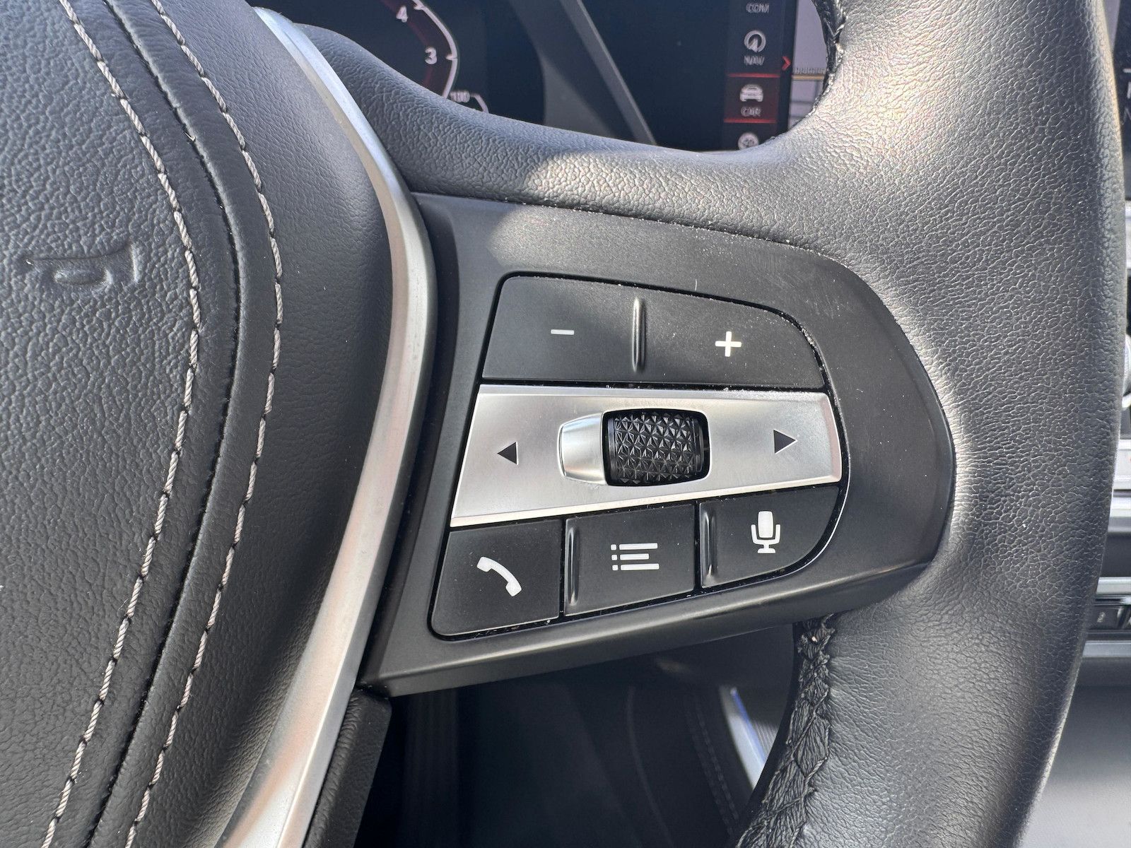 BMW X5 xDrive45e 1.HAND HUD GESTIK LED 360 LEDER
