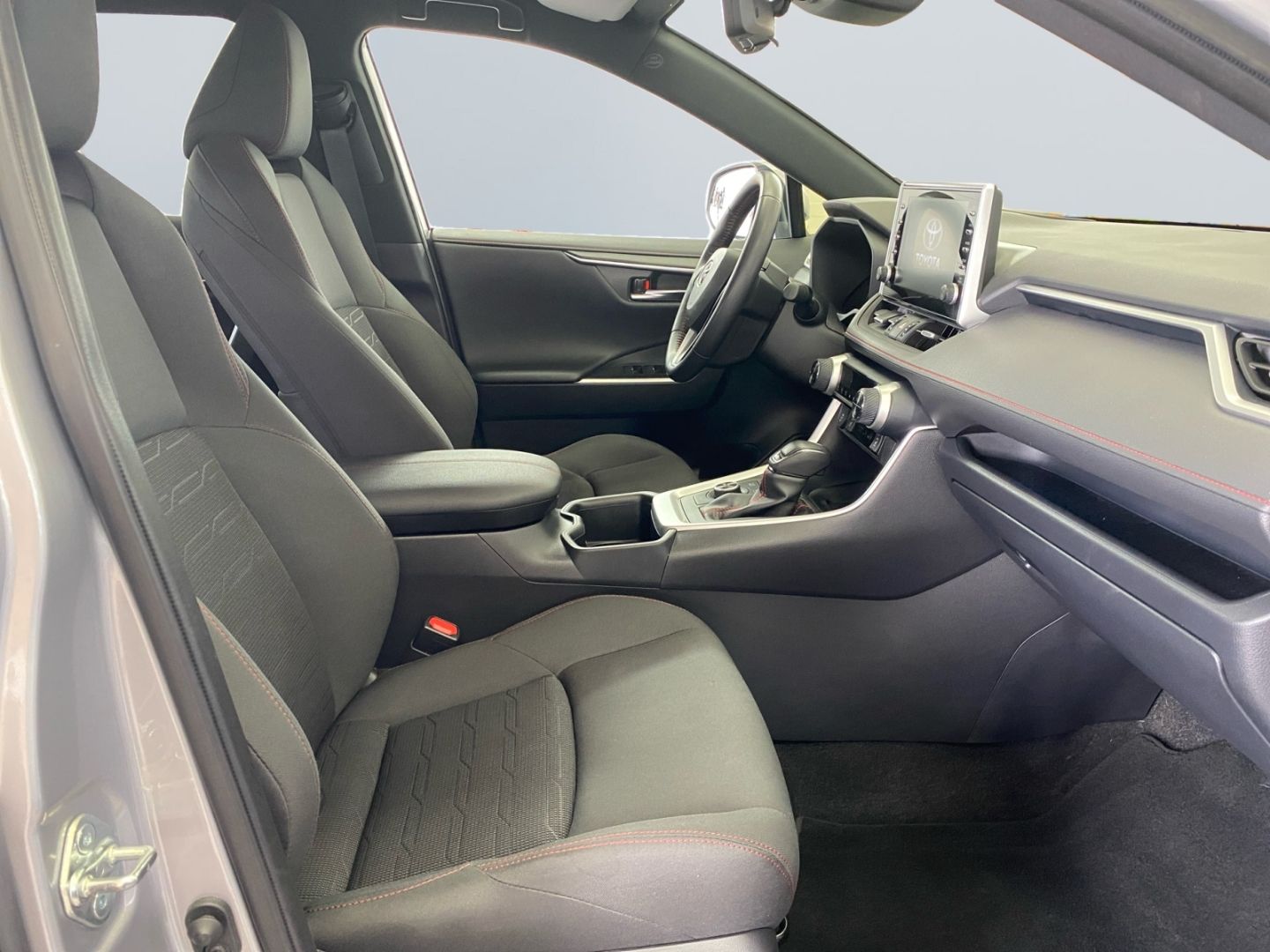 Toyota RAV 4 Plug-in-Hybrid - Samsaru's Car Outlet