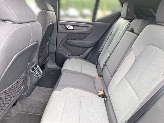 Volvo XC40 B3 Core Navi Kamera Klimaautomatik PDC Temp