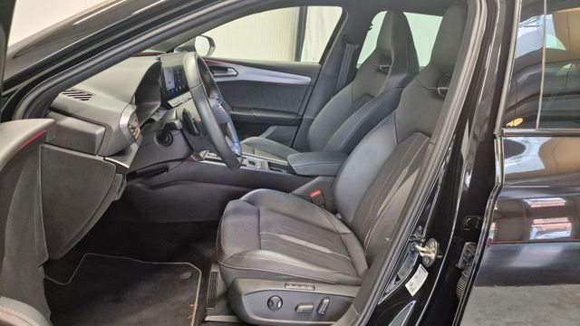 Seat Leon Sportstourer 1.5 eTSI Navi/ Panorama/ AH...