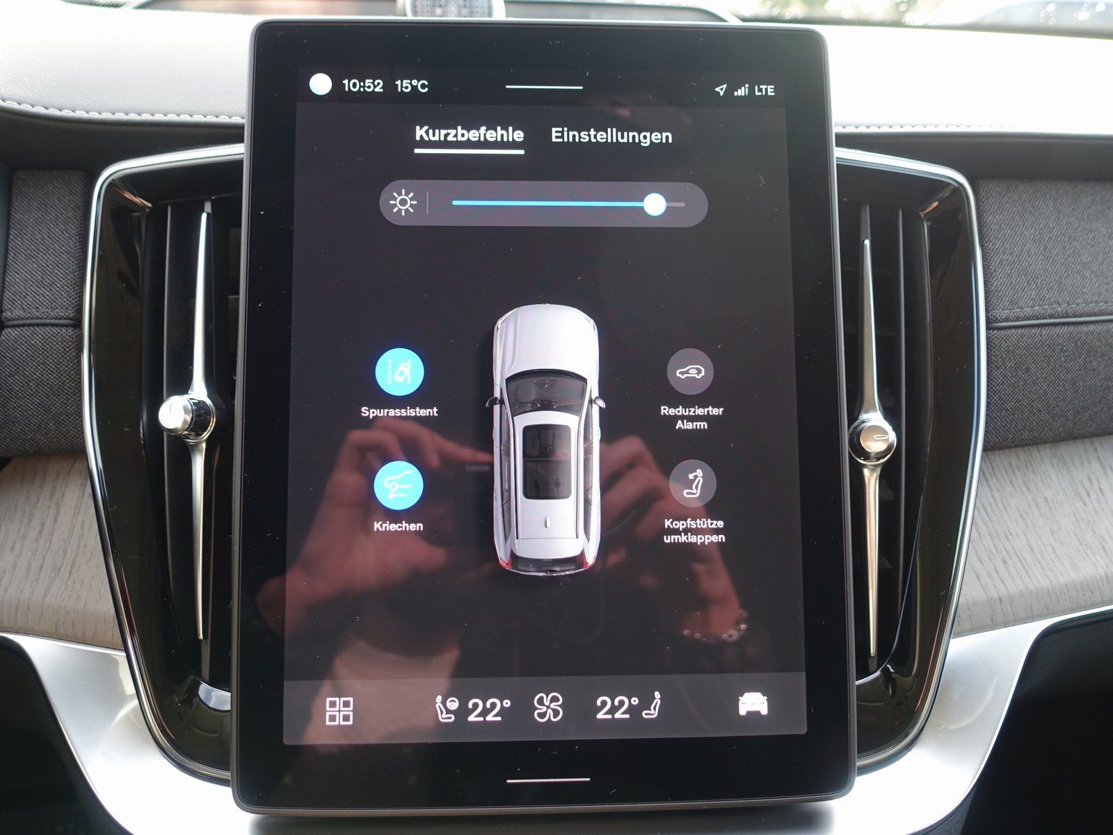 Volvo XC90 Ultra Dark T8 AWD Plug-in Hybrid/AHK/B&W