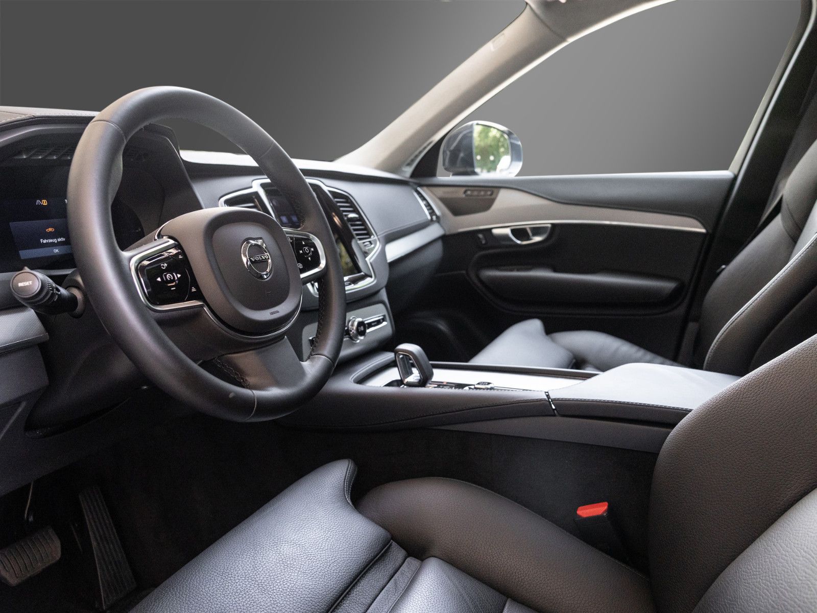 Volvo XC90 Ultimate T8 Bright Recharge Plug-In Hybrid