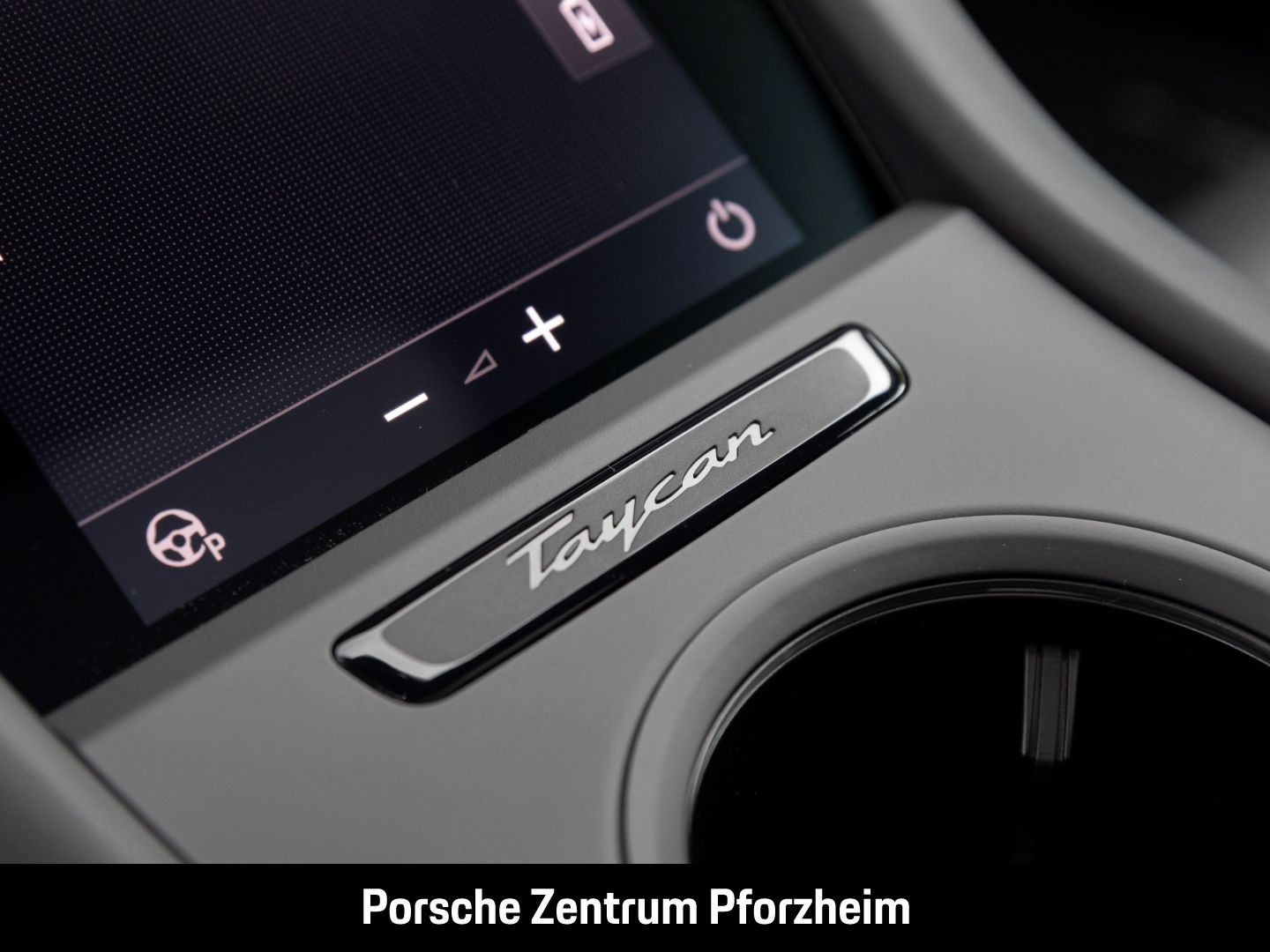 Porsche Taycan 4 Cross Turismo Head-Up HD-Matrix 21-Zoll
