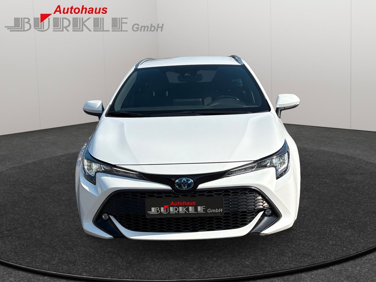 Toyota Corolla Touring Sports Hybrid Business Edition - Samsaru's Car Outlet