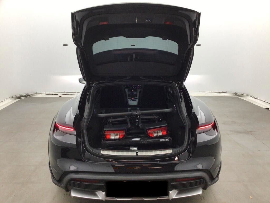 Porsche Taycan Cross Turismo Turbo PANO/BOSE/HUD/21"/ACC