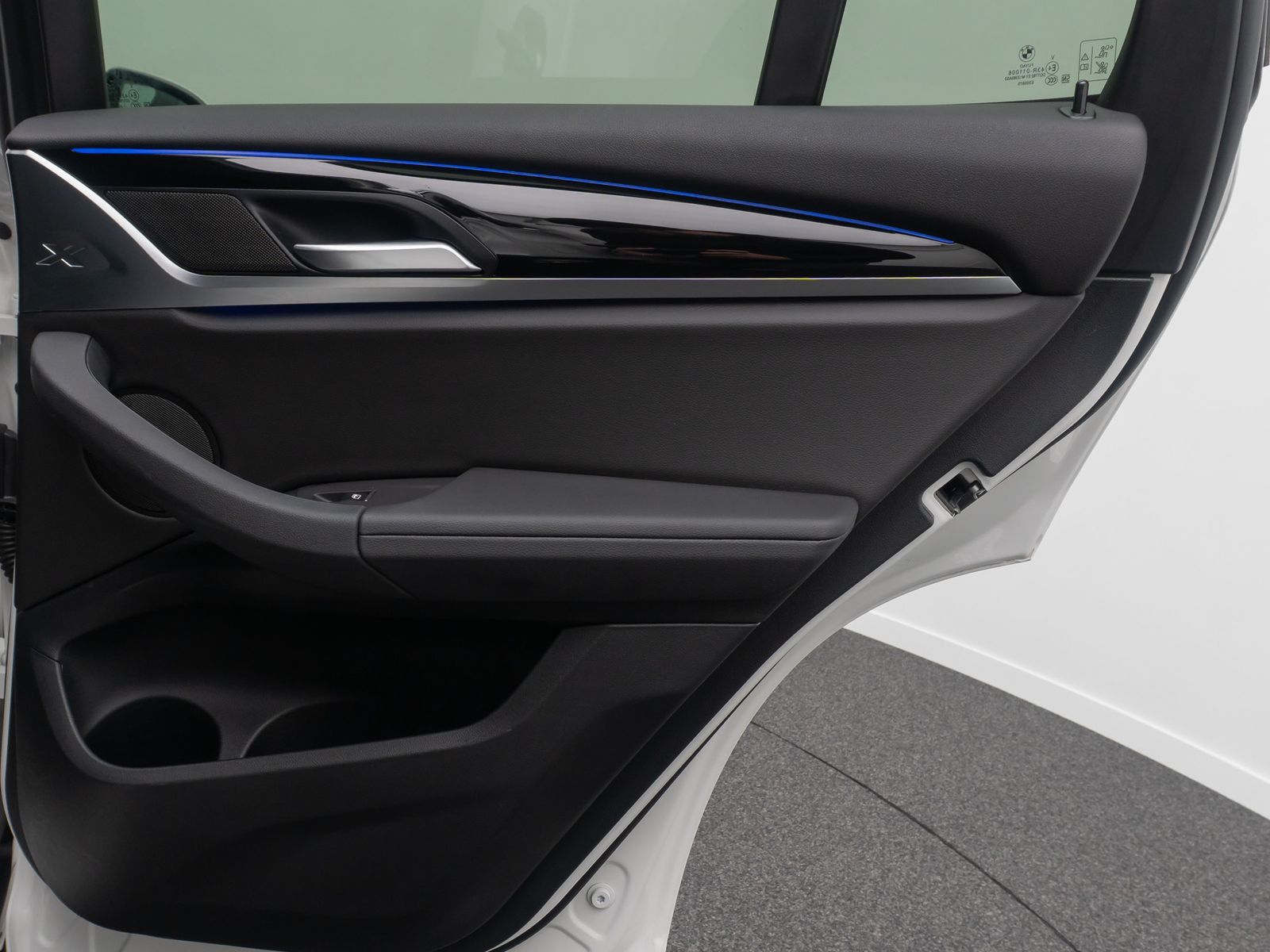 BMW X3 xD20i Kamera DAB Laser HiFi Komfort Sport 18"