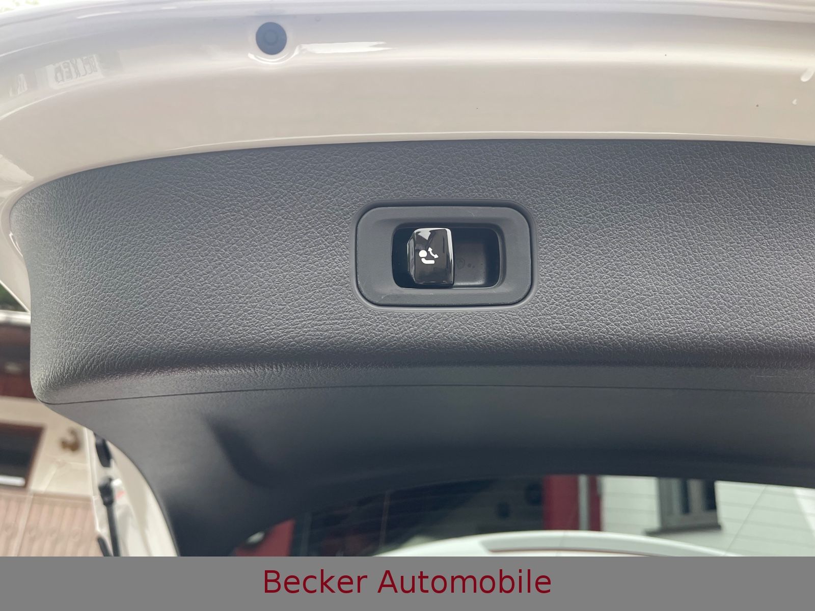 Mercedes-Benz GLC 300 de 4Matic AMG/MEMORY/BURMESTER/360°/LUFT