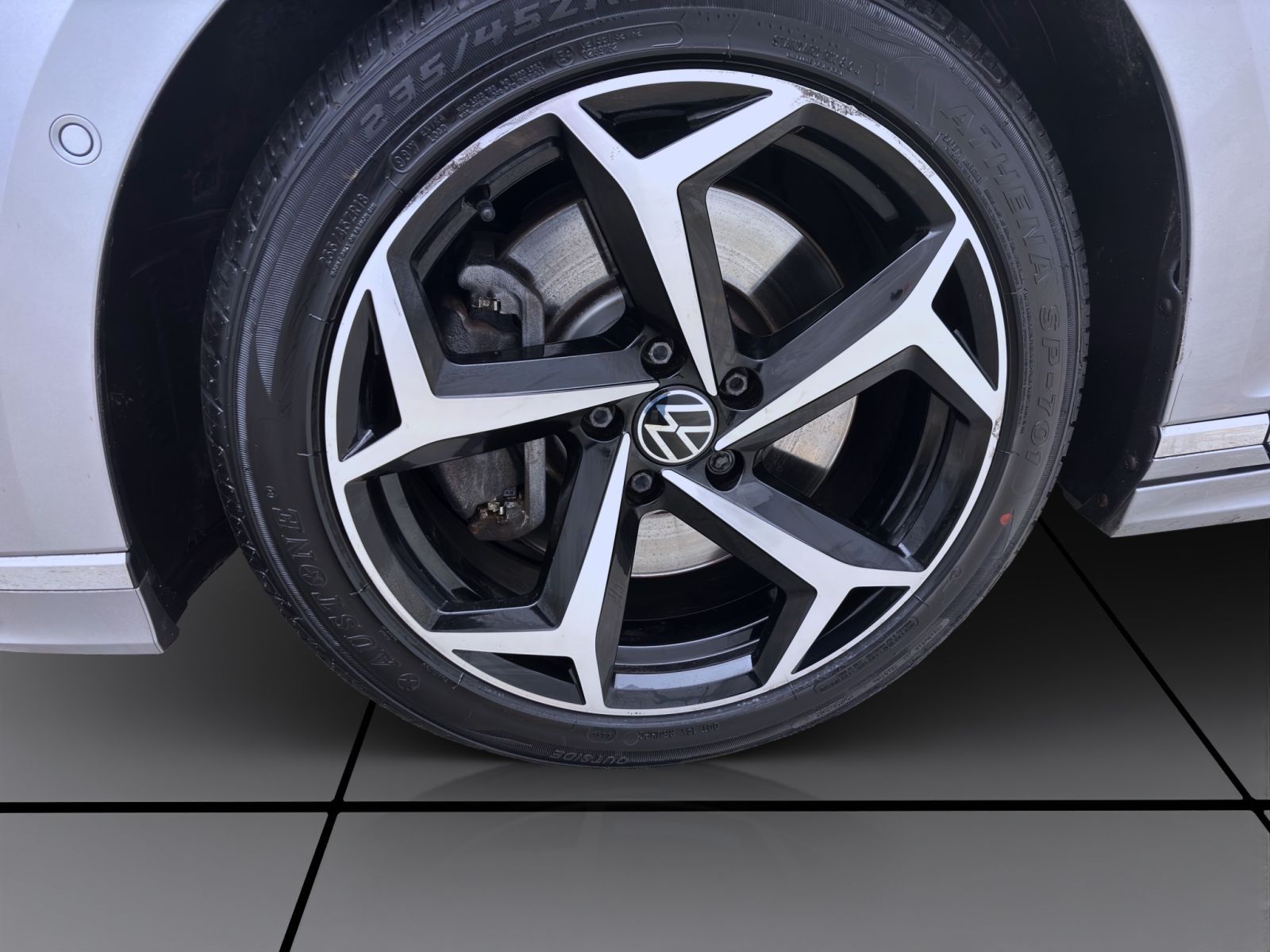 Volkswagen Passat Variant 2.0 TSI DSG 4M R-LINE PANO AHK NA