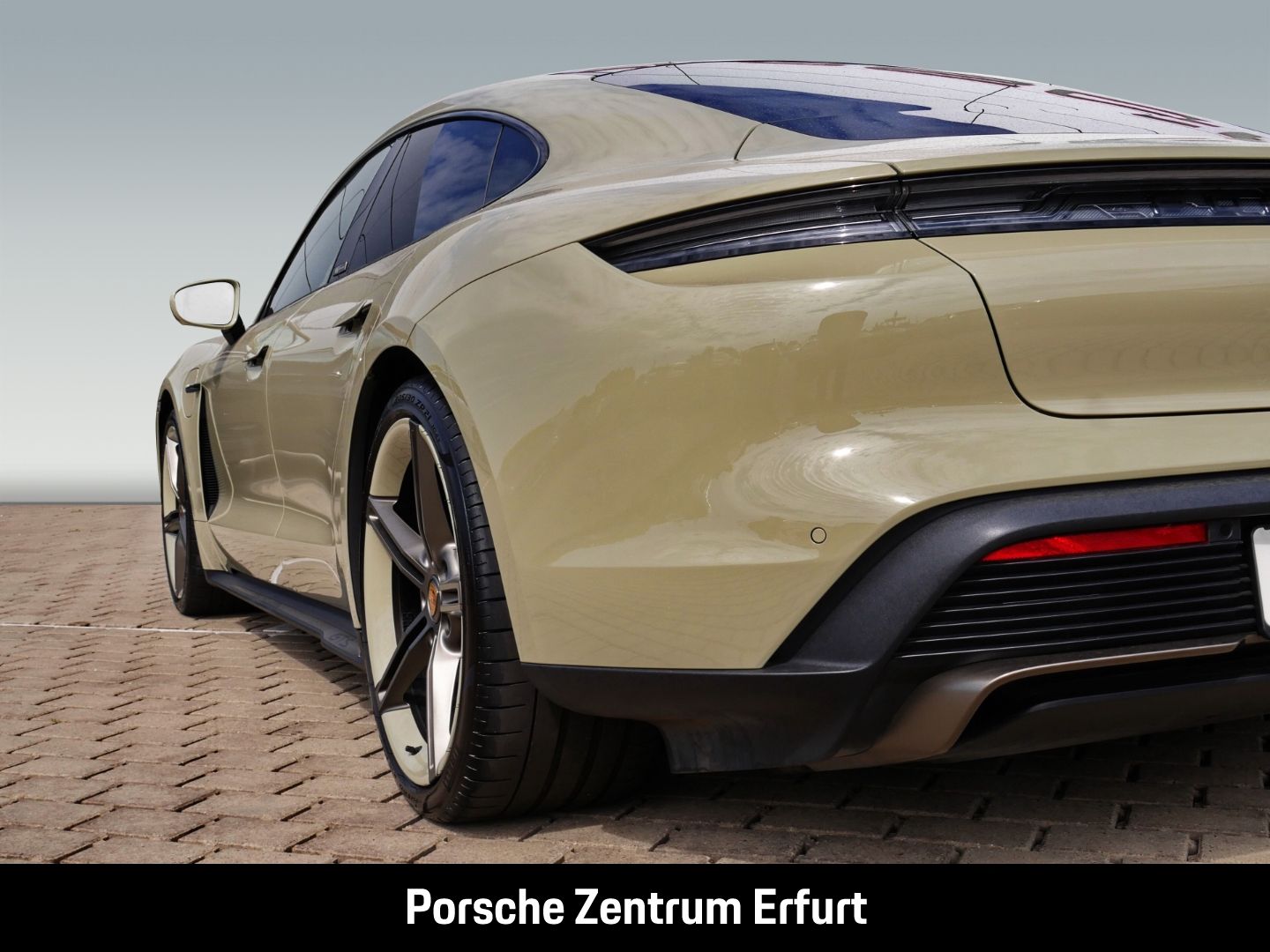 Porsche Taycan GTS/ Sondermodell limited ''90Jahre Hocke