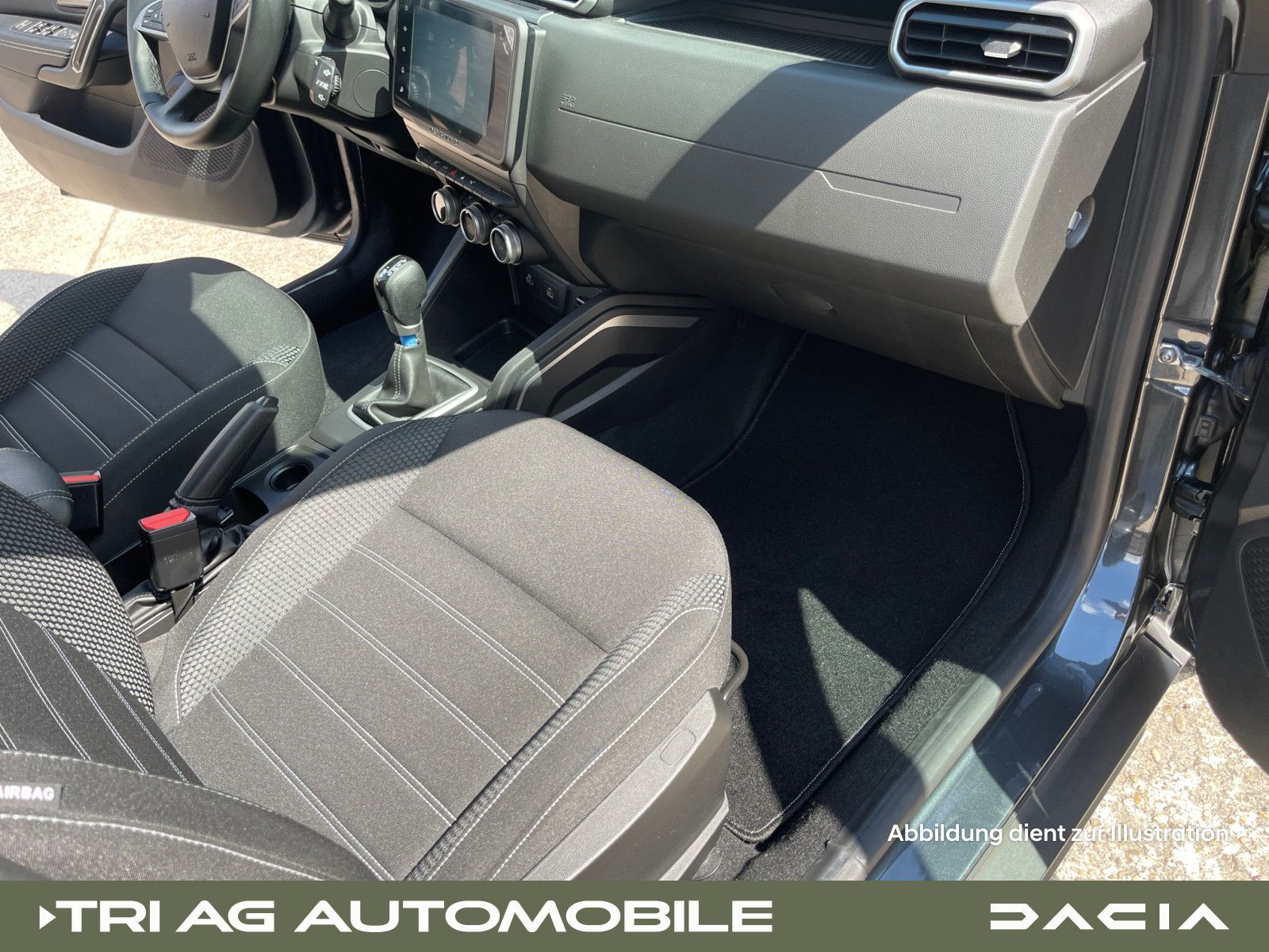 Dacia Duster Journey TCe 150 EDC - Samsaru's Car Outlet