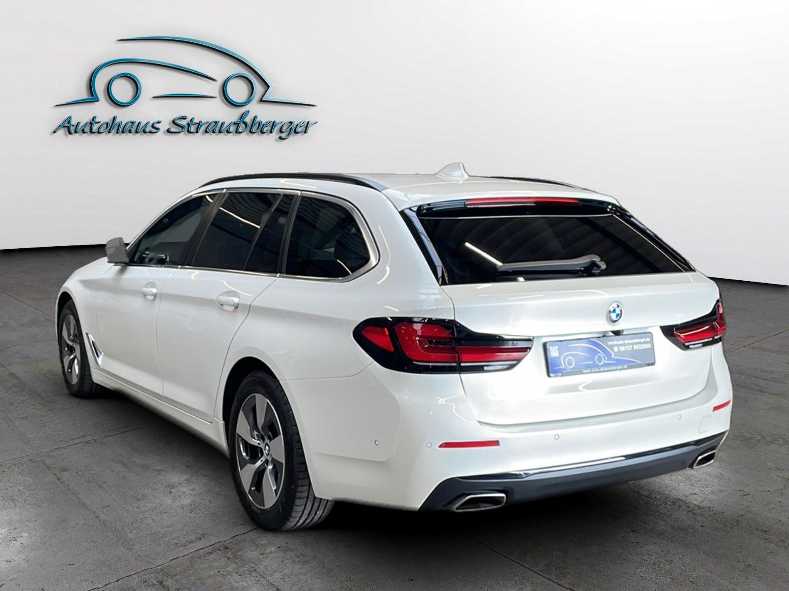 BMW 520d Touring xDr. ACC AHK PANO IQ 4ZK 360° WiFi
