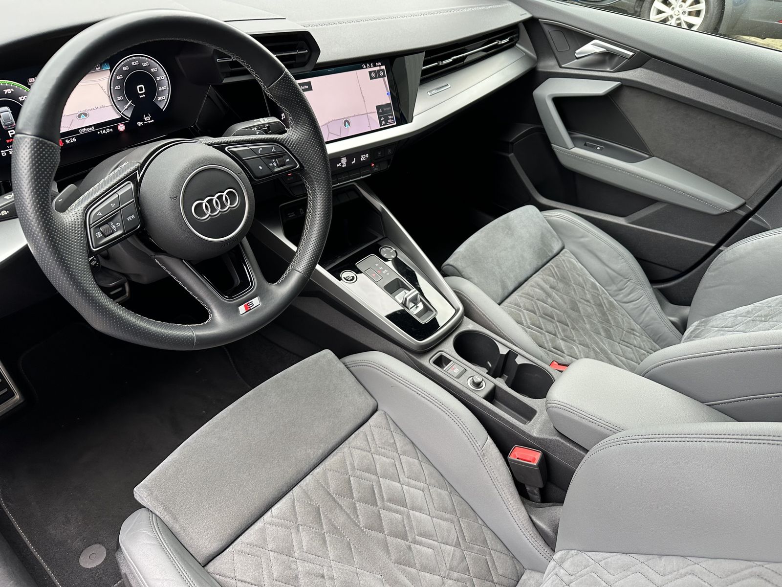Audi A3 40 TFSI e SpB S-Line NAV+LED+ACC+VCOCKPIT+1HD