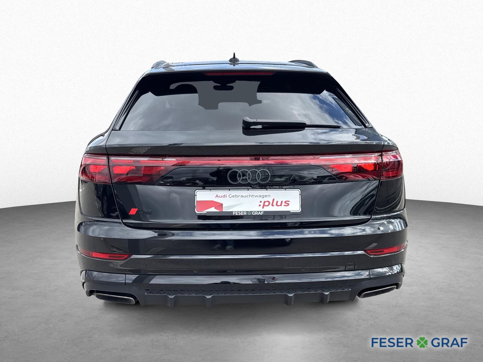 Audi Q8 50 TDI qu. tiptr. - PANO - AHK - 2 x S LINE