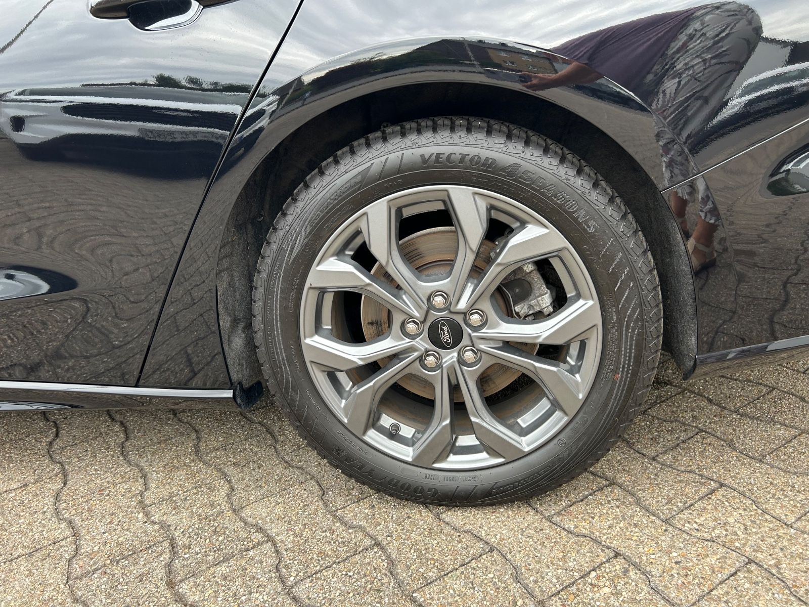 Ford Focus Kombi ST-Line X 155 Auto. +el.Heckkl.+++