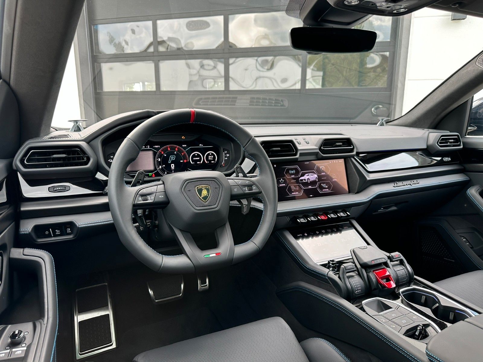 Lamborghini Urus SE - Samsaru's Car Outlet