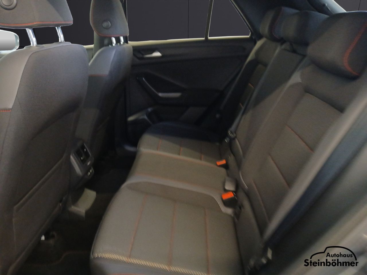 Volkswagen T-ROC Sport 1.5TSI DSG - Samsaru's Car Outlet