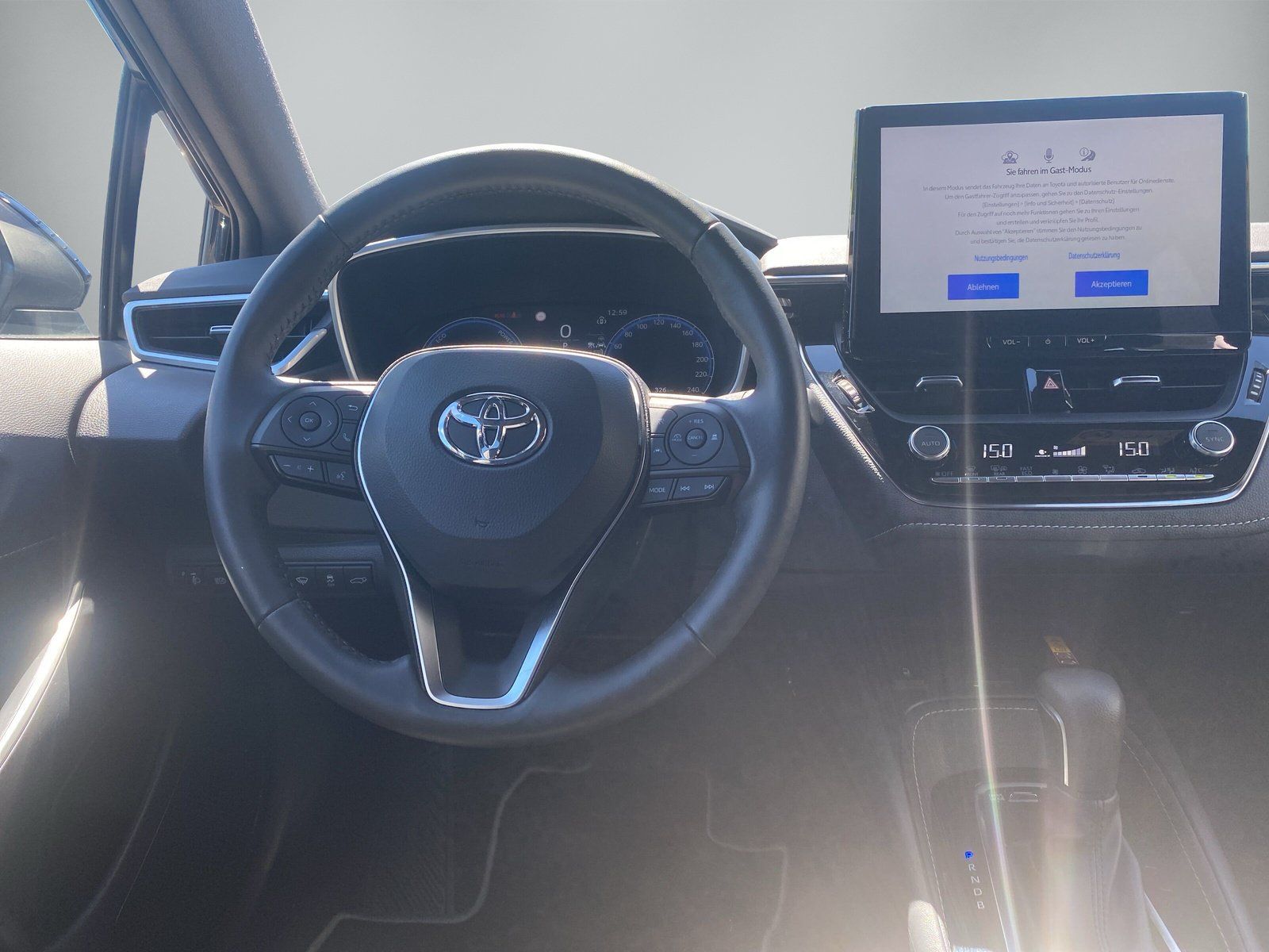 Toyota Corolla 1,8 Hybrid Touring Sports Teamplayer mit