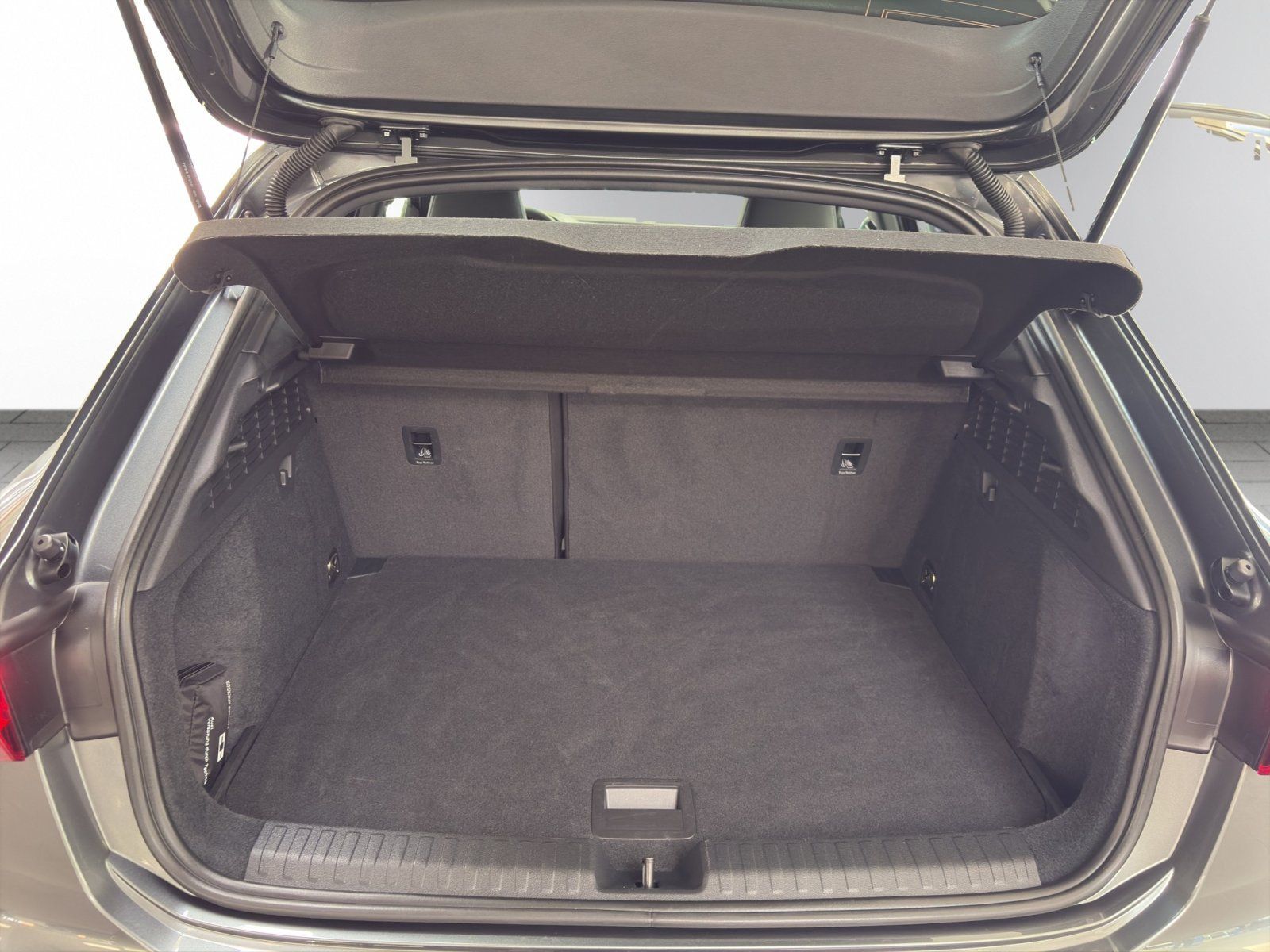 Audi A3  Sportback 35  2.0 TDI S line