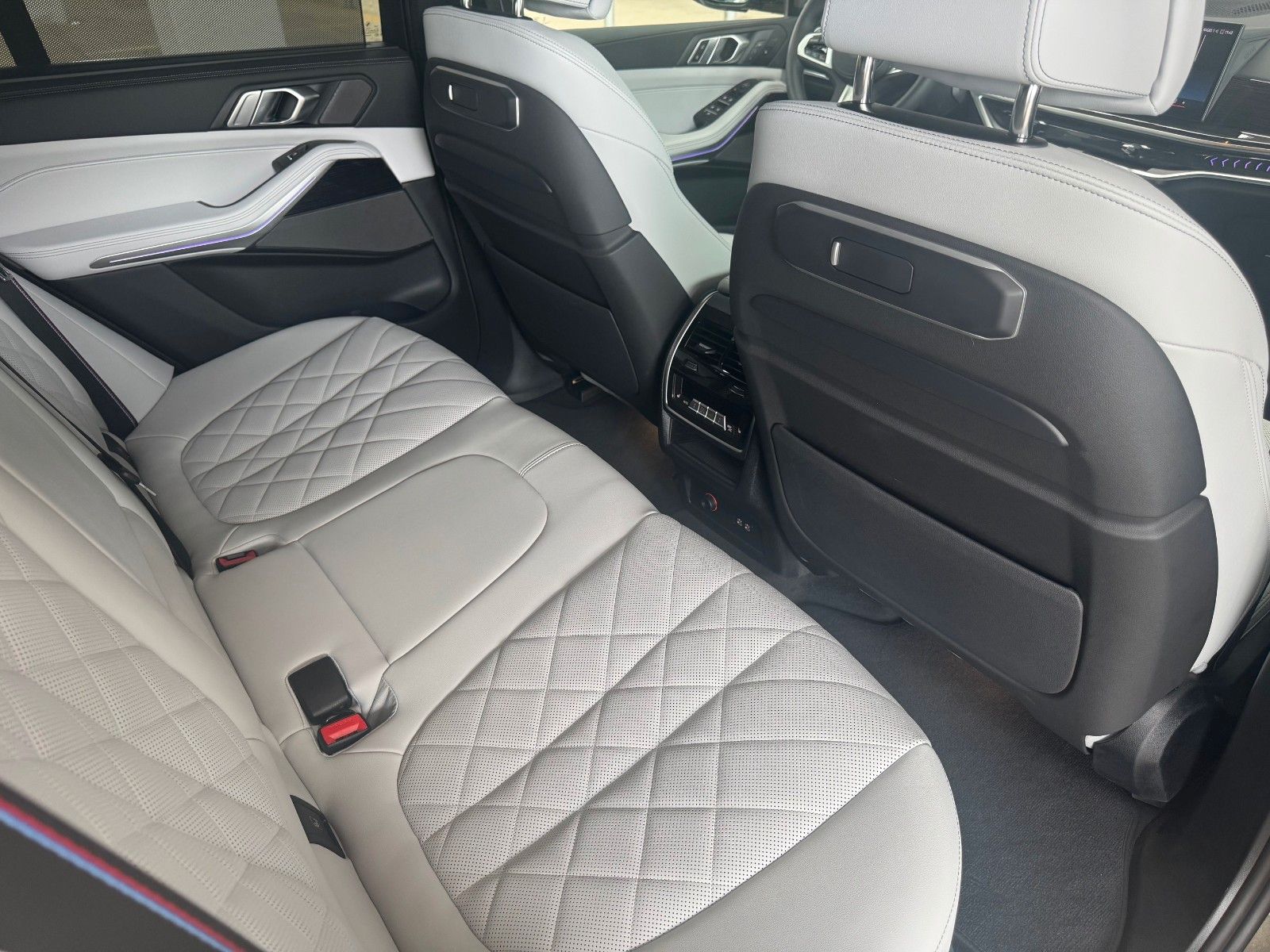 BMW X5 30d M SPORT.LUFTFEDER.SKY.SOFTCLOSE.AHK.360°