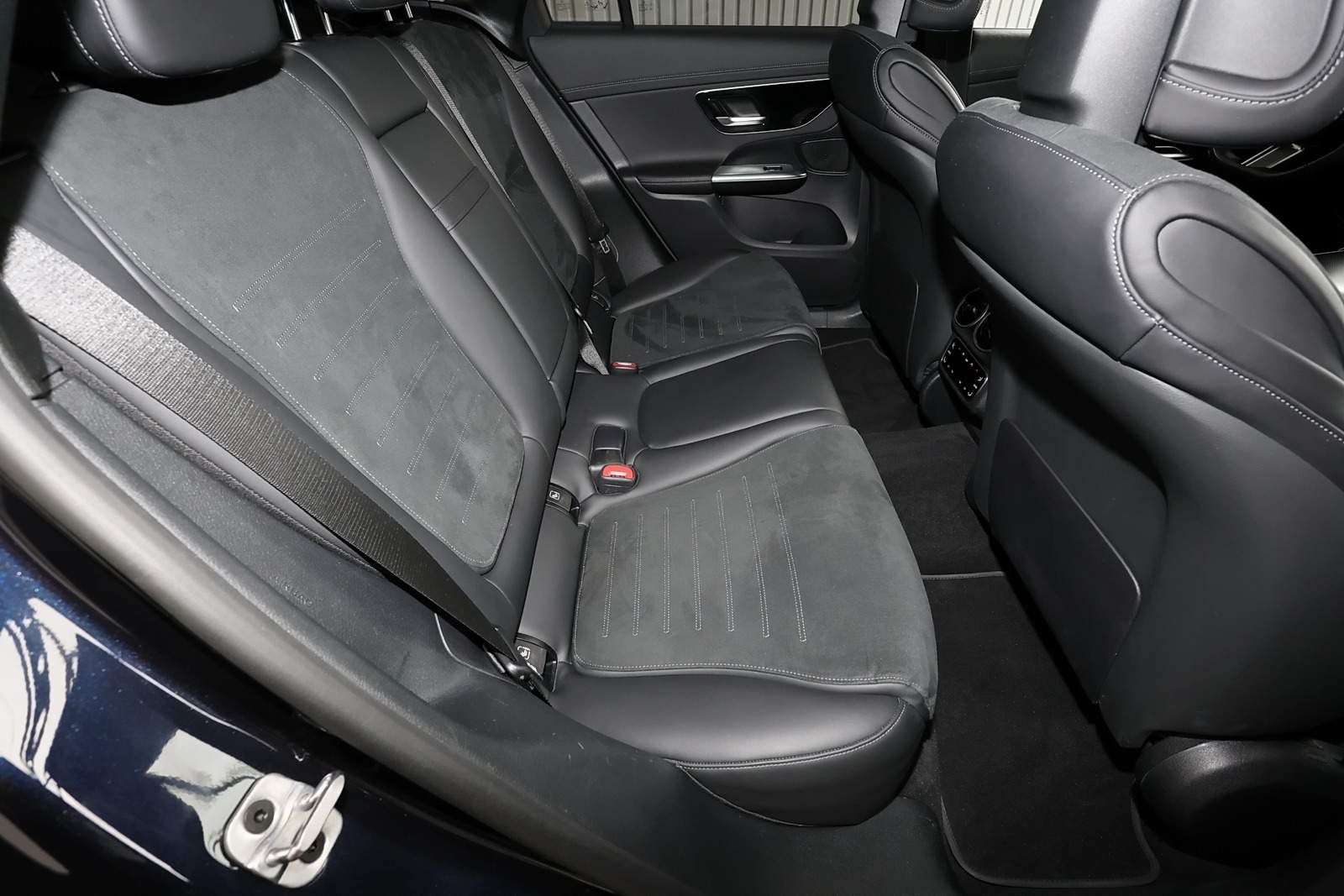 Mercedes-Benz GLC 400 e 4M AMG AHK+PANORAMA+360°+DISTRONIC+19"