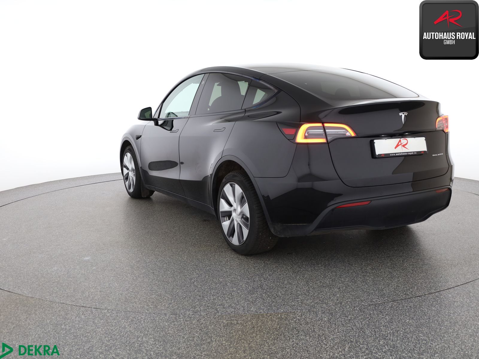 Tesla Model Y Long Range Dual AWD PANO,KEYLESS,360GRAD