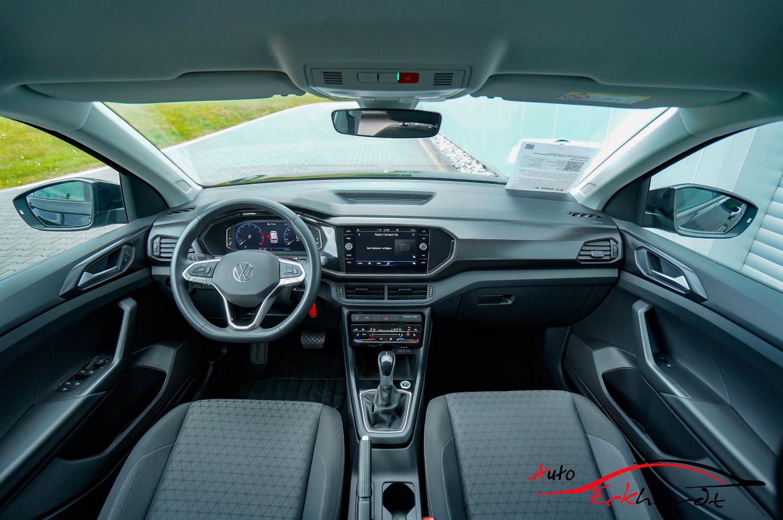 Volkswagen T-Cross Life - Samsaru's Car Outlet