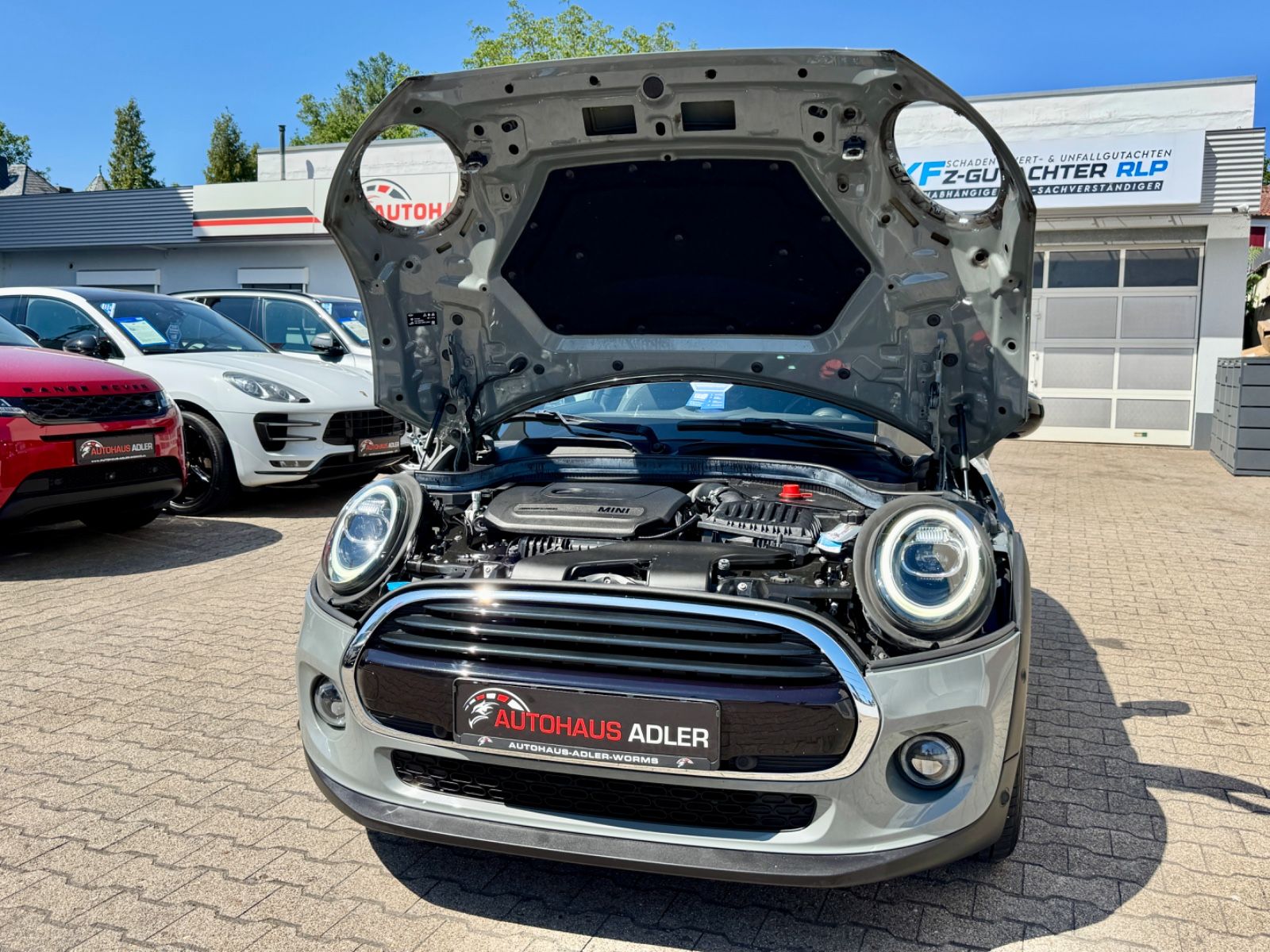 MINI COOPER 1.5 PEPPER - Samsaru's Car Outlet