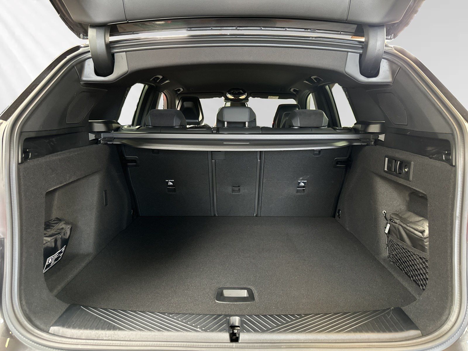 BMW X3 20 xDrive M Sport Pro|AHK|Harman/Kardon|19"