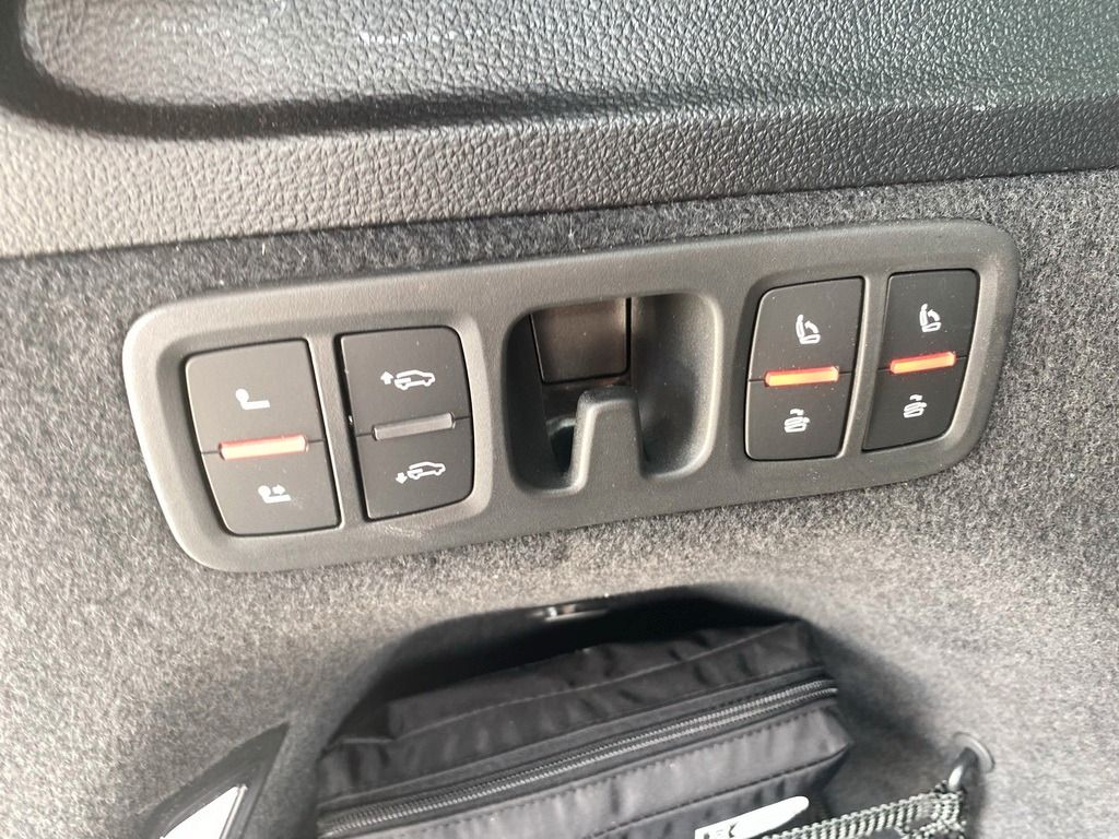 Audi Q7 SUV S line 50 TDI qu. tiptr. PANO HUD Laser