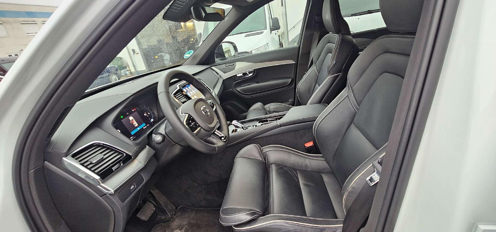 Volvo XC90 Plus Dark AWD 7 Sitzer*360Kamera*HarmanKard