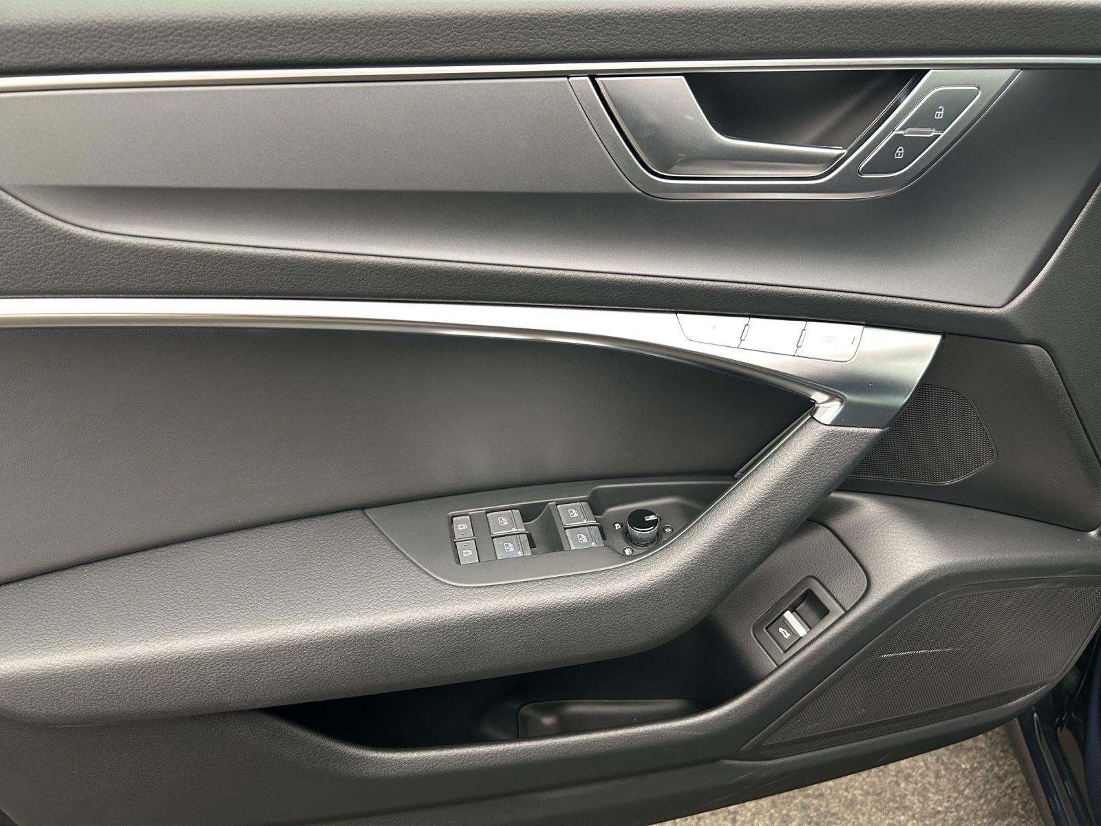 Audi A6 Avant 40 TDI S-LINE*NAVI-PLUS*MATRIX*HUD*OPTI