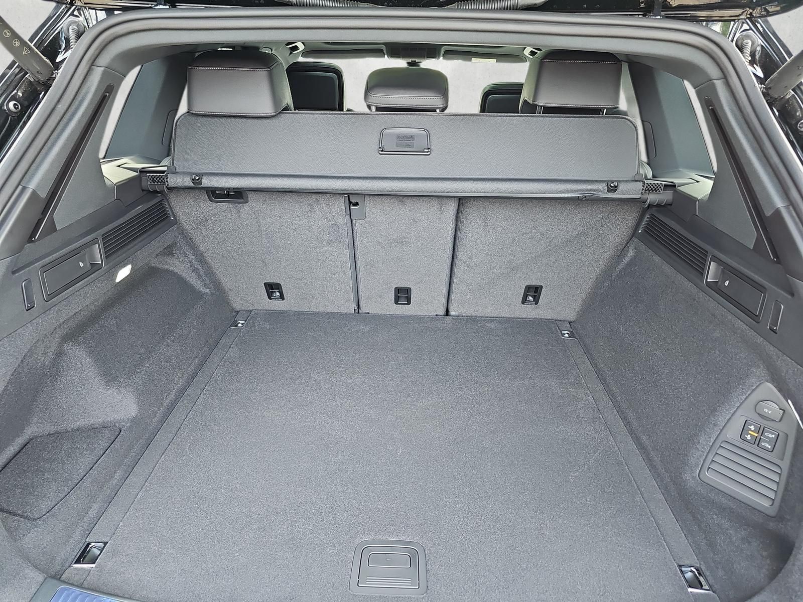 Volkswagen Touareg R-Line 3.0 V6 TDI 4Motion / Pano / 360Gr