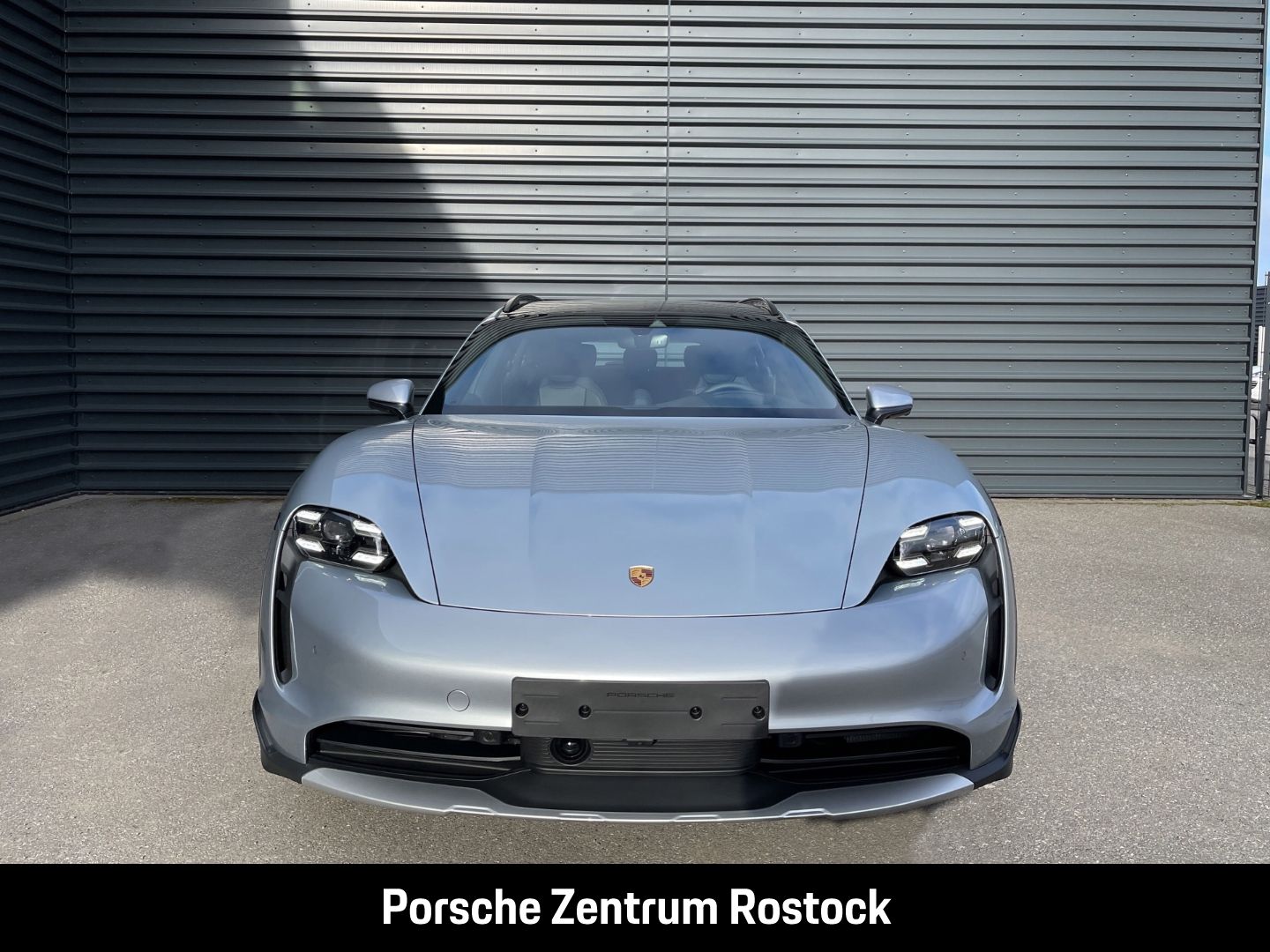 Porsche Taycan 4 Cross Turismo InnoDrive LED-Matrix