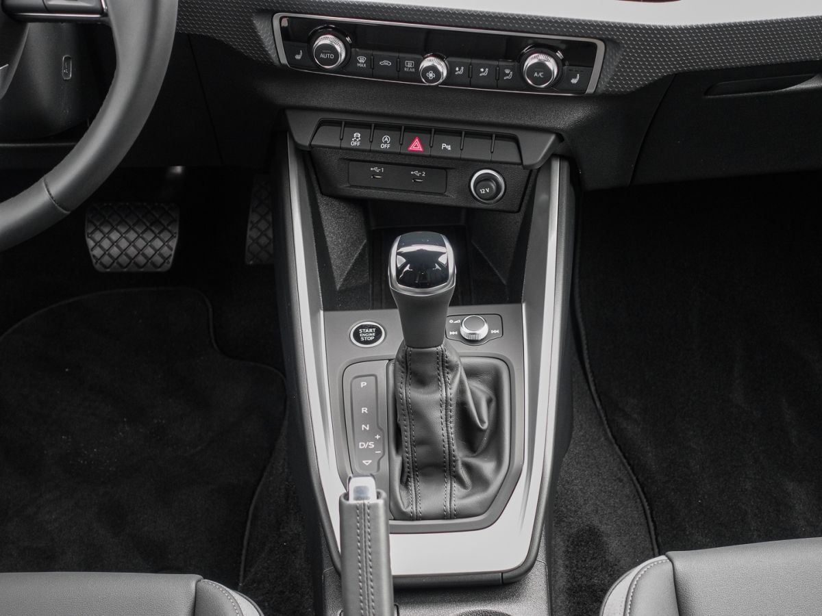 Audi A1 Sportback 30 TFSI S tronic S line - Samsaru's Car Outlet