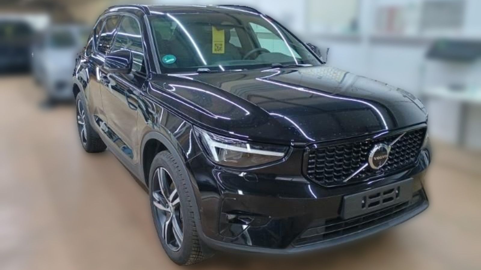 Volvo XC40 B4 B Pl. Dark - Samsaru's Car Outlet