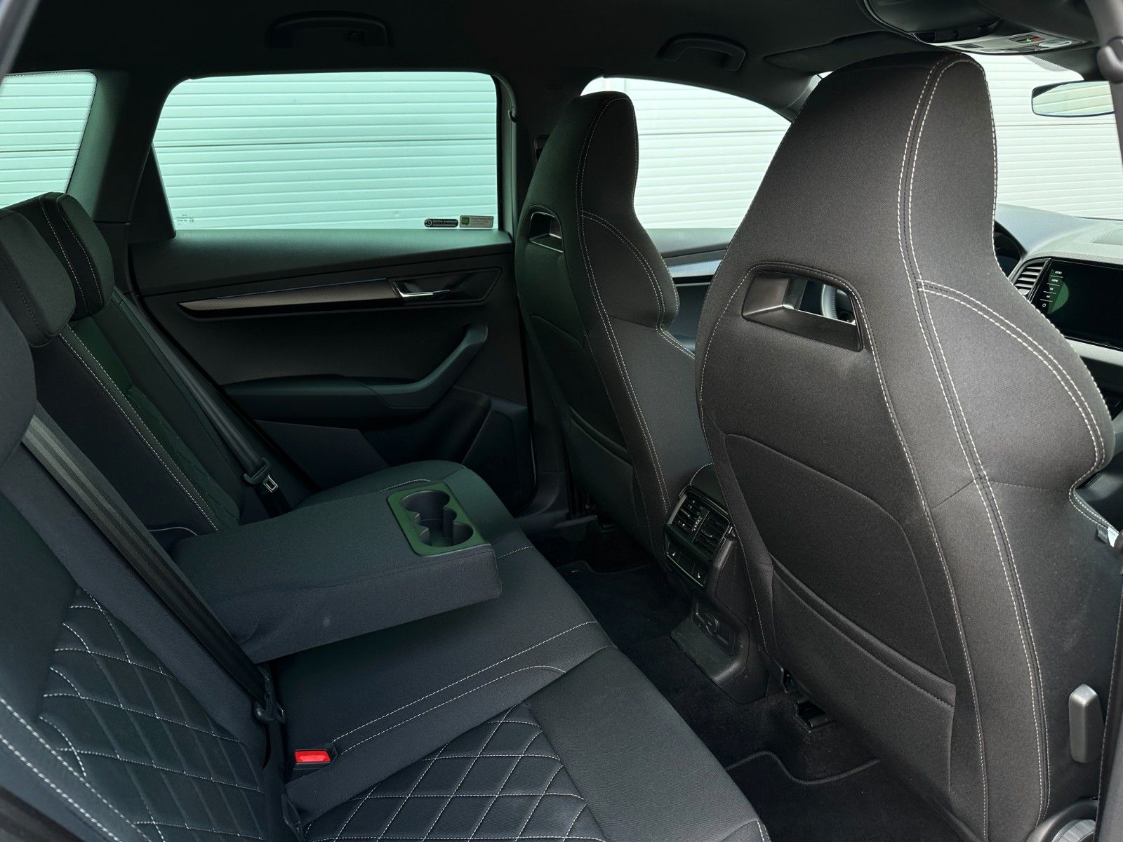 Skoda 150PS DSG Sportline NAVI ACC KAMERA eHK LM19"AHK