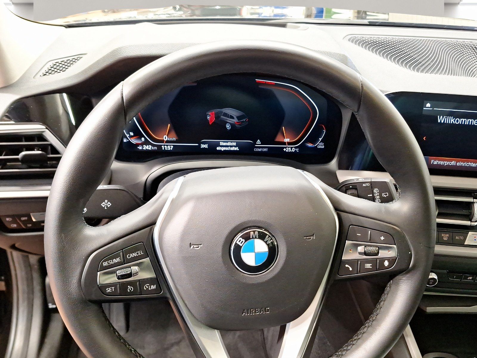 BMW 330i xDrive Touring - Samsaru's Car Outlet