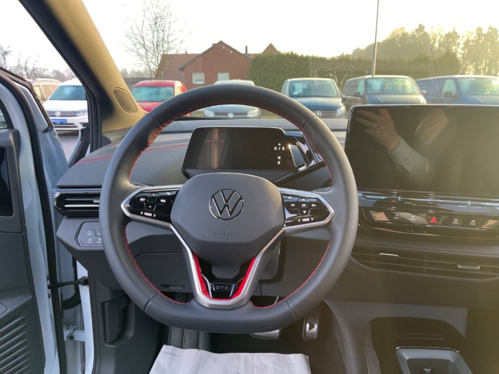 Volkswagen ID.4 GTX Wärmepumpe AHK  Navi HuD EasyOpen 360°K